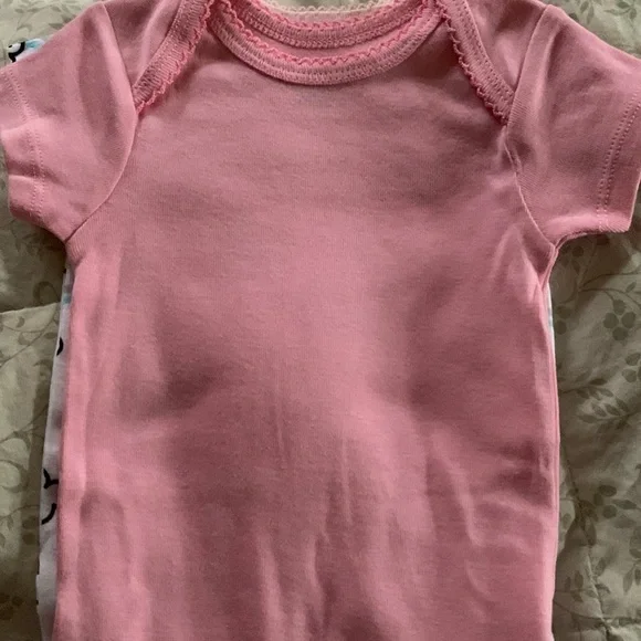 🧁Onesie & Socks Baby Girl Gift “CUPCAKES!” Onesies & Baby Socks Cupcake 4ct Box - Picture 11 of 13